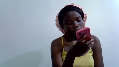 talishaqueen online show from August 5, 2026, 2:09 pm