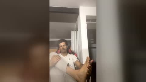 talktome4 online show from February 3, 2026, 12:20 am