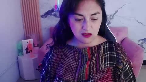 Snapshot of tamara_ch1 chatting on October 19, 2025, 3:18 am tamara_ch1 online show from October 19, 2025, 3:18 am