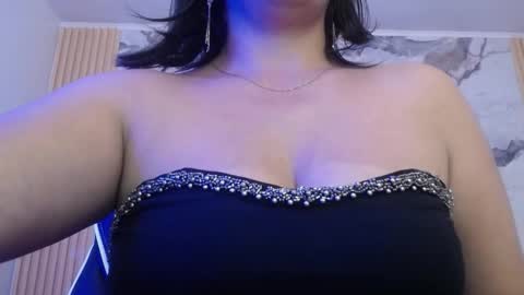 Snapshot of tamara_ch1 chatting on November 15, 2025, 5:38 am tamara_ch1 online show from November 15, 2025, 5:38 am