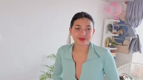 Snapshot of tamara_daniels chatting on July 12, 2026, 6:43 pm Tamara online show from July 12, 2026, 6:43 pm