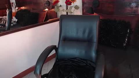 Snapshot of tamara_sanz1 chatting on March 12, 2025, 7:38 pm online show from March 12, 2025, 7:38 pm