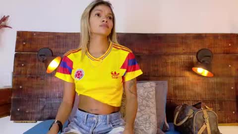 Snapshot of tamara_sanz1 chatting on July 7, 2026, 10:52 am online show from July 7, 2026, 10:52 am