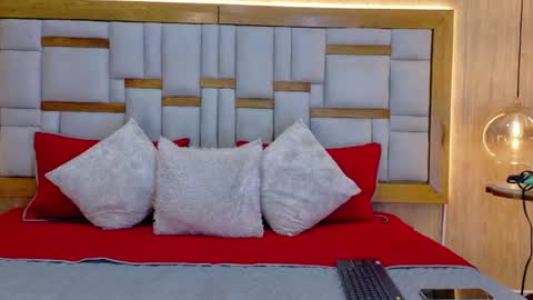 Snapshot of tamara_sanz1 chatting on July 30, 2026, 10:47 am online show from July 30, 2026, 10:47 am