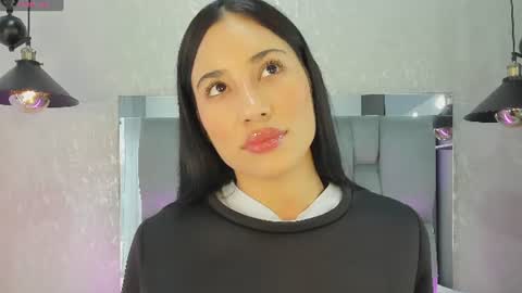 Snapshot of tamara_ssummer chatting on July 1, 2026, 1:24 pm tamara_ssummer online show from July 1, 2026, 1:24 pm