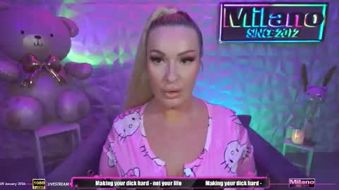 TamaraMilano online show from January 9, 2026, 9:12 am