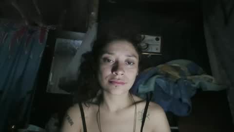 Snapshot of tamaranauthyy chatting on April 24, 2026, 9:28 pm tamaranauthyy online show from April 24, 2026, 9:28 pm