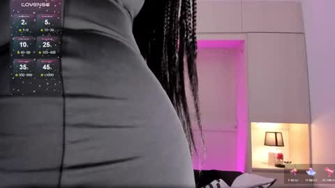 Snapshot of tamarazaki chatting on February 3, 2025, 5:03 pm Tami online show from February 3, 2025, 5:03 pm