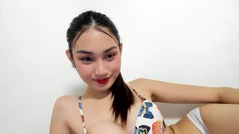 Tamaryn online show from March 24, 2026, 2:27 am