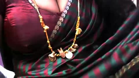 Snapshot of tamil_rathi chatting on December 4, 2025, 3:16 am tamil_rathi online show from December 4, 2025, 3:16 am