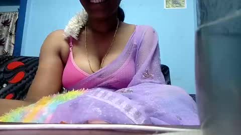 Snapshot of tamilmadhi520 chatting on October 19, 2025, 6:08 pm tamilmadhi520 online show from October 19, 2025, 6:08 pm
