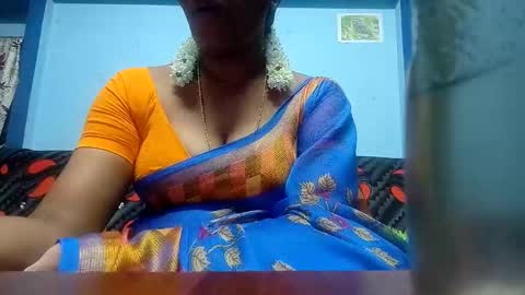 Snapshot of tamilmadhi520 chatting on November 20, 2025, 5:56 pm tamilmadhi520 online show from November 20, 2025, 5:56 pm