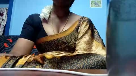 Snapshot of tamilmadhi520 chatting on November 26, 2025, 5:36 pm tamilmadhi520 online show from November 26, 2025, 5:36 pm