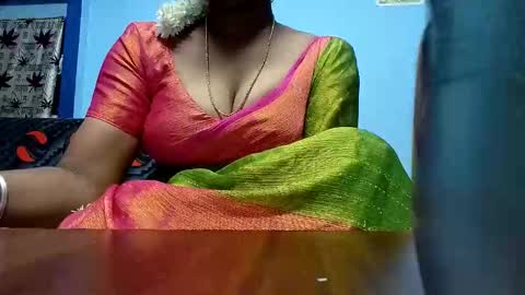 Snapshot of tamilmadhi520 chatting on May 10, 2026, 5:40 pm tamilmadhi520 online show from May 10, 2026, 5:40 pm