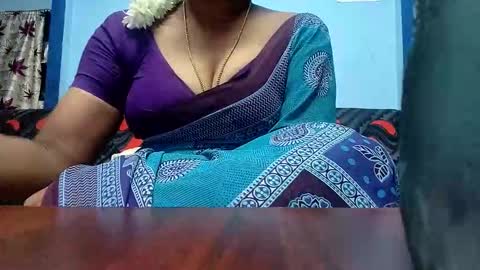Snapshot of tamilmadhi520 chatting on May 15, 2026, 6:04 pm tamilmadhi520 online show from May 15, 2026, 6:04 pm