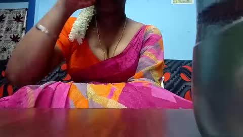 Snapshot of tamilmadhi520 chatting on May 17, 2026, 5:53 pm tamilmadhi520 online show from May 17, 2026, 5:53 pm