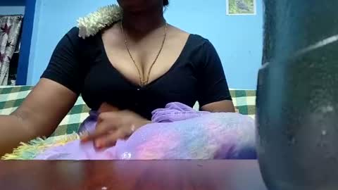 Snapshot of tamilmadhi520 chatting on June 12, 2026, 6:40 pm tamilmadhi520 online show from June 12, 2026, 6:40 pm