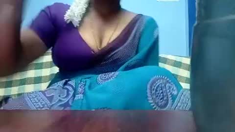 Snapshot of tamilmadhi520 chatting on July 30, 2026, 6:18 pm tamilmadhi520 online show from July 30, 2026, 6:18 pm