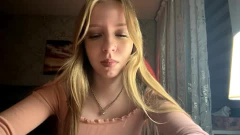 Snapshot of tammiglembocki chatting on May 24, 2026, 5:18 pm Jenny online show from May 24, 2026, 5:18 pm