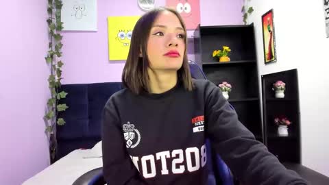 Snapshot of tammy_thompson_ chatting on October 8, 2025, 1:42 pm tammy_thompson_ online show from October 8, 2025, 1:42 pm