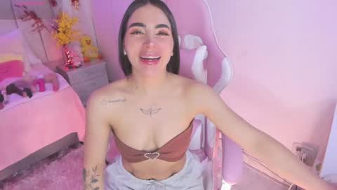 Snapshot of tammy_w chatting on December 14, 2024, 8:08 pm Tammy online show from December 14, 2024, 8:08 pm