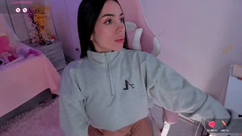 Snapshot of tammy_w chatting on January 18, 2025, 9:45 pm Tammy online show from January 18, 2025, 9:45 pm