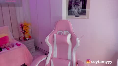 Snapshot of tammy_w chatting on February 6, 2025, 11:15 pm Tammy online show from February 6, 2025, 11:15 pm