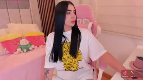 Snapshot of tammy_w chatting on October 27, 2025, 5:17 pm Tammy online show from October 27, 2025, 5:17 pm