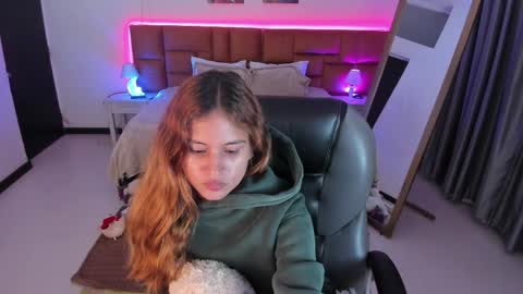 Tamy  online show from May 2, 2026, 12:48 am