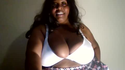 Snapshot of tamyajay chatting on December 13, 2024, 3:32 pm Tamya Jay online show from December 13, 2024, 3:32 pm