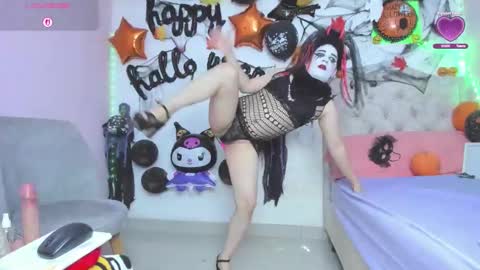 Snapshot of tania_lucia1 chatting on October 24, 2025, 5:37 am Tania lucia online show from October 24, 2025, 5:37 am