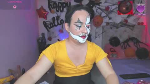 Snapshot of tania_lucia1 chatting on October 28, 2025, 10:56 pm Tania lucia online show from October 28, 2025, 10:56 pm