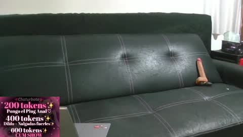 Snapshot of taniacrossmx chatting on March 31, 2026, 4:02 am taniacrossmx online show from March 31, 2026, 4:02 am