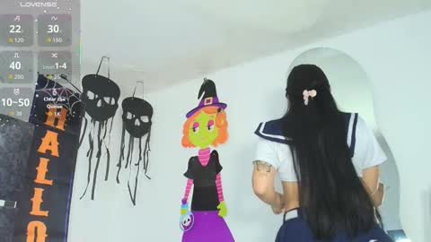 Tania online show from October 31, 2025, 10:05 am