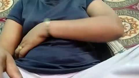 taniya_roy4628 online show from June 8, 2026, 4:46 am