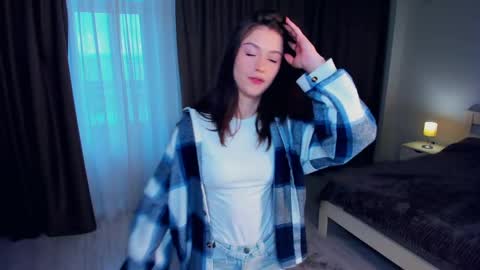 Anna online show from April 11, 2026, 5:23 am