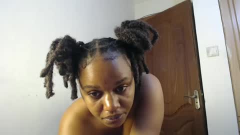 Snapshot of tannia004 chatting on June 14, 2026, 9:28 pm tania online show from June 14, 2026, 9:28 pm