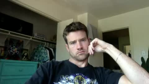 Dr. Love online show from July 31, 2026, 11:04 pm