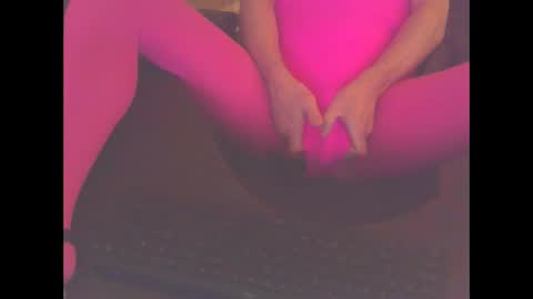 Snapshot of tanyacoxxx chatting on January 6, 2025, 1:30 pm Tanya coxxx online show from January 6, 2025, 1:30 pm