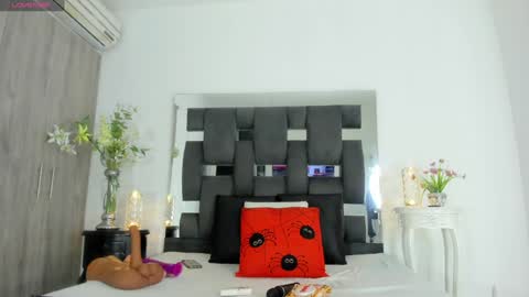 Snapshot of tanyyaa chatting on December 29, 2024, 10:45 am Tanya online show from December 29, 2024, 10:45 am