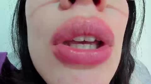 Snapshot of tara_joi chatting on July 9, 2026, 11:47 am Tara online show from July 9, 2026, 11:47 am