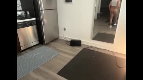 taranyc online show from March 7, 2025, 4:33 pm