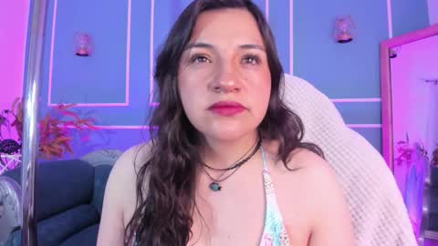 Snapshot of tarataylorr chatting on November 3, 2025, 2:57 am Tara online show from November 3, 2025, 2:57 am