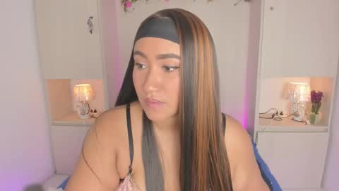  T A R A  online show from February 1, 2026, 4:11 am