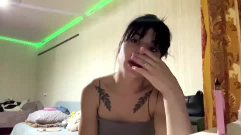 Snapshot of tariewig chatting on August 2, 2026, 6:39 pm Leila online show from August 2, 2026, 6:39 pm