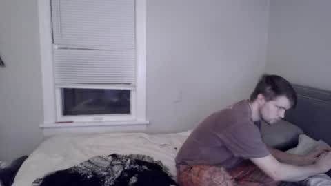 Snapshot of tarus333 chatting on January 22, 2025, 2:15 am tarus333 online show from January 22, 2025, 2:15 am