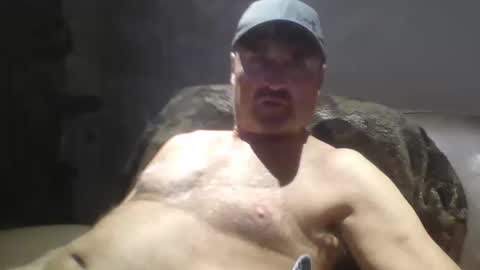 Snapshot of tarzeny77 chatting on October 12, 2025, 3:27 am tarzeny77 online show from October 12, 2025, 3:27 am