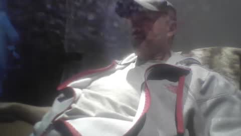 Snapshot of tarzeny77 chatting on May 24, 2026, 4:12 pm tarzeny77 online show from May 24, 2026, 4:12 pm