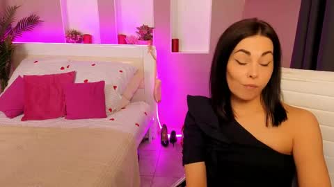 Tasha online show from April 30, 2026, 9:08 pm