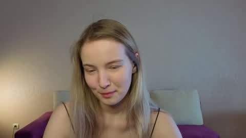 Snapshot of tashinapetitto chatting on May 8, 2026, 7:46 am Your Ressie online show from May 8, 2026, 7:46 am